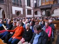 Gut besuchter Gottesdienst